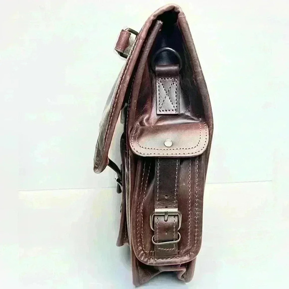 Cuero Vintage Handmade Large Leather Messenger Bag For Laptop - Picture 3 of 16